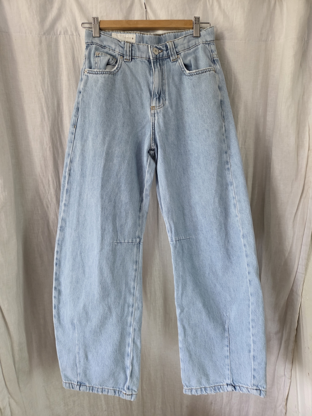 Zara | Light Blue Barrel-Leg Jeans